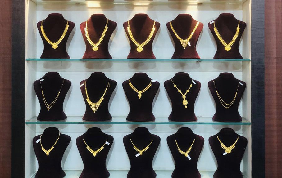 DEEPA GOLD & SILVER KASARAGOD