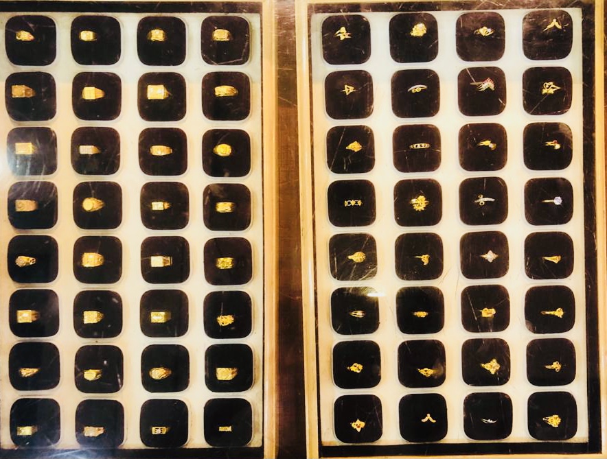 DEEPA GOLD & SILVER KASARAGOD